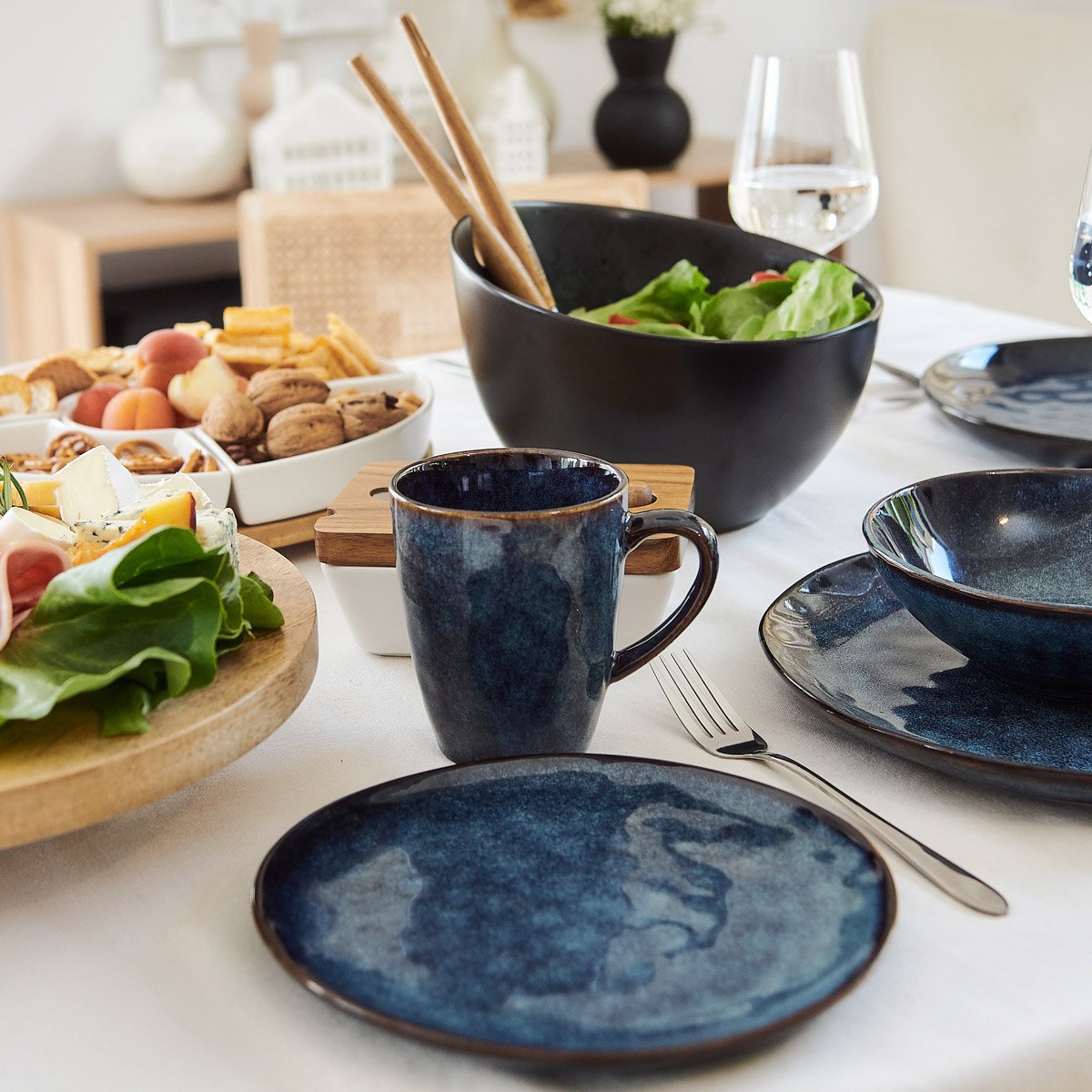 HOMLA | Dessertbord | Marineblauw | 20 cm | Modern design – 100% steengoed