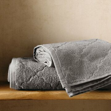 HOMLA Samine handdoek 50x90 cm - 100% katoen 500g/m² - zeer absorberende, zacht aanvoelende handdoek, sneldrogend, haardoek - grijze handdoek