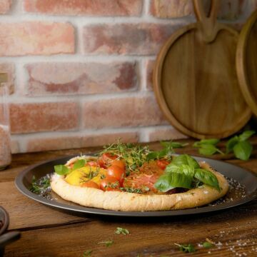 HOMLA Febe pizzavorm bakvorm voor pizzavorm voor zelfgemaakte pizza - ronde vorm met kleine wanden - universeel gebruik gemaakt van hoogwaardig staal - diameter 34 cm