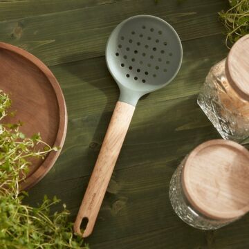 HOMLA Blissford Lepelafdruiprek - Hittebestendig siliconen - Rubberhouten handvat - Gat om aan keukenhaak te hangen - Esthetisch ontwerp - Elegante toevoeging aan de keuken - 34x12 cm