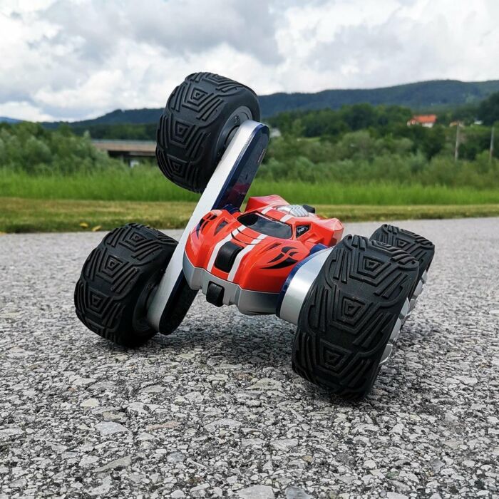 Carrera RC Turnator 2,4 GHz – 1:16