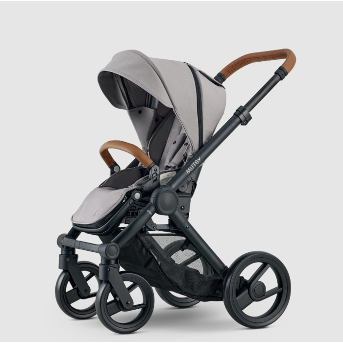 Mutsy Evo kinderwagen met reiswieg | beton | zilverkleurig frame