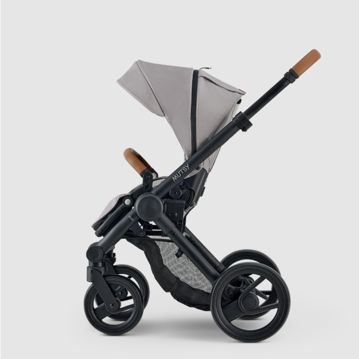 Mutsy Evo kinderwagen met reiswieg | beton | zilverkleurig frame