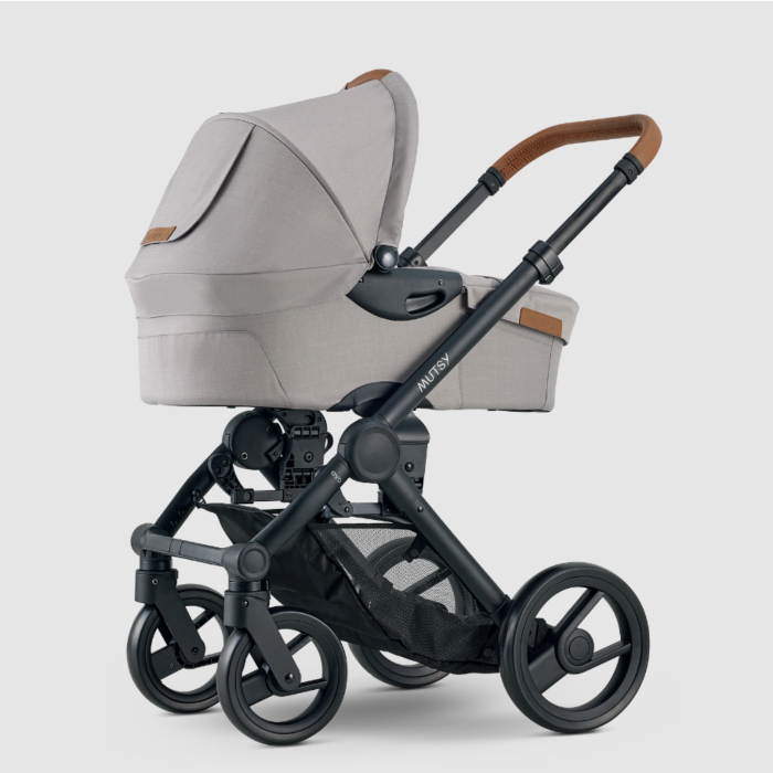 Mutsy Evo kinderwagen met reiswieg | beton | zilverkleurig frame