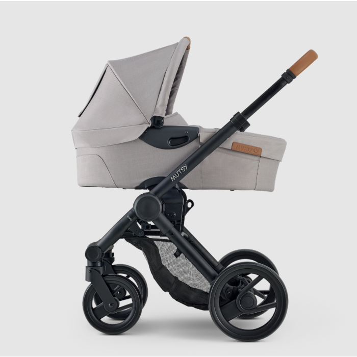 Mutsy Evo kinderwagen met reiswieg | beton | zilverkleurig frame